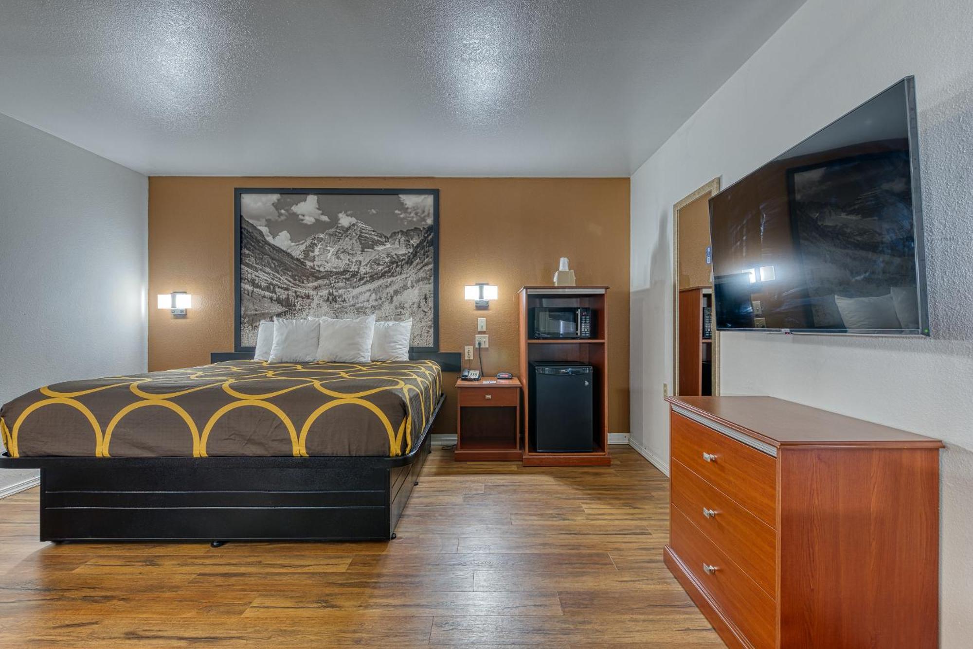 Super 8 By Wyndham Alamosa Motel Bilik gambar