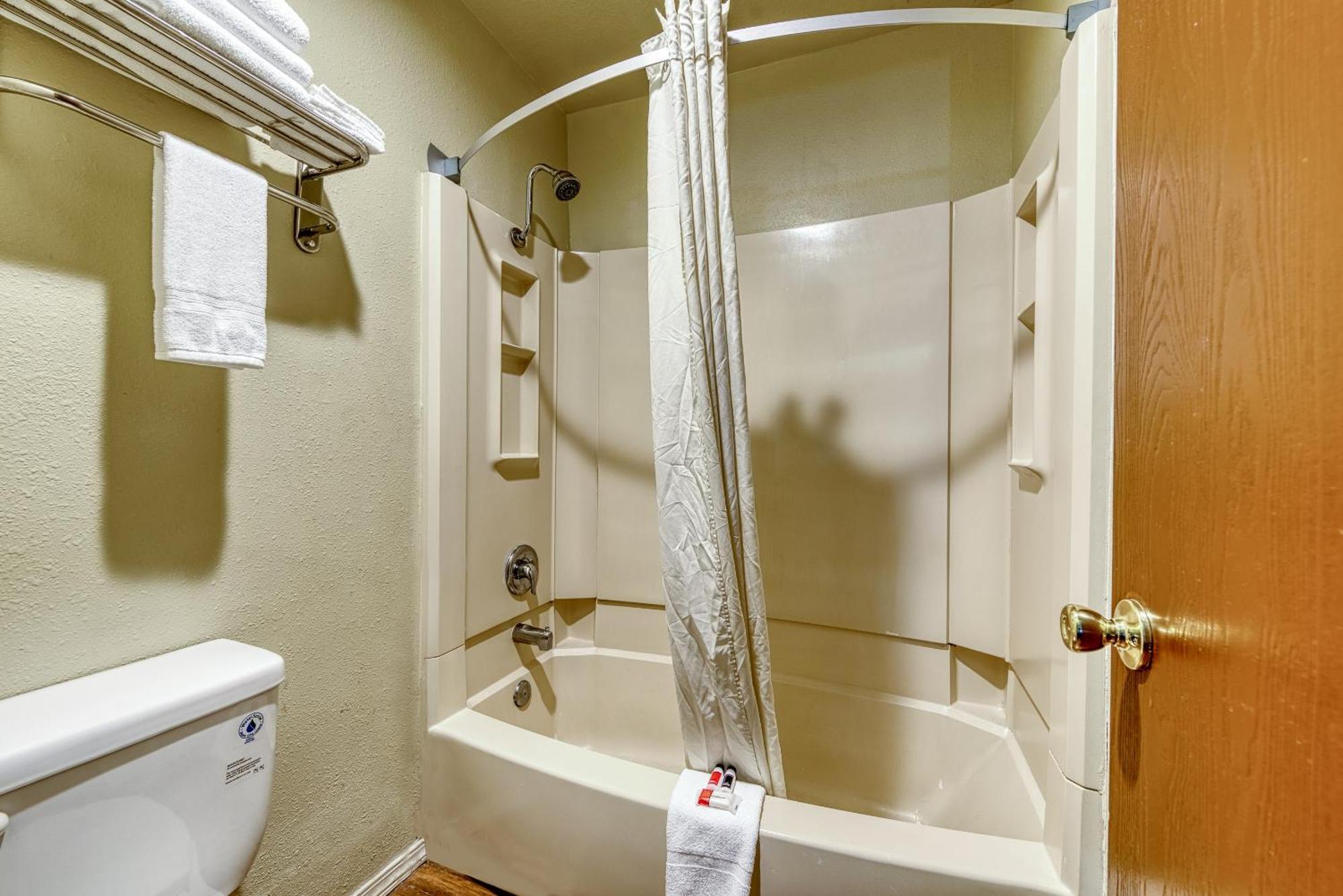 Super 8 By Wyndham Alamosa Motel Bilik gambar
