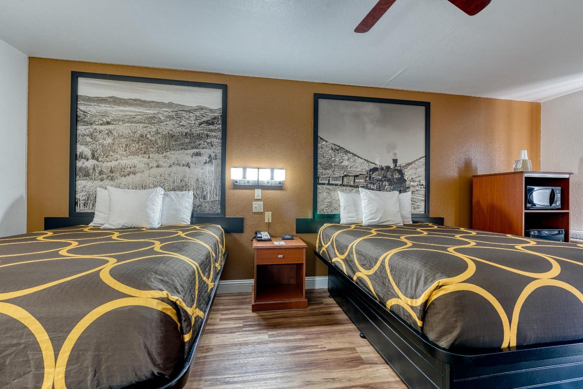 Super 8 By Wyndham Alamosa Motel Bilik gambar